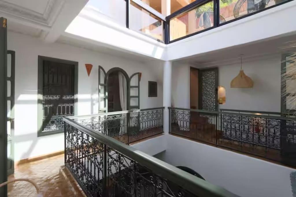 Riad Ptit Kech, Bassin Terrasse - Petits Dejeuners Marrakesh Bagian luar foto