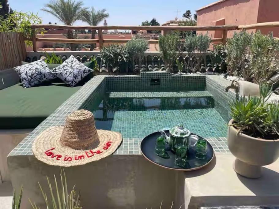 Riad Ptit Kech, Bassin Terrasse - Petits Dejeuners Marrakesh Bagian luar foto